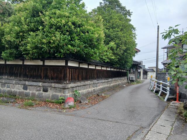 detached 富山県中新川郡立山町末三賀 地図を見る
