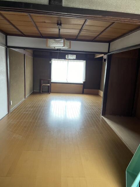 detached 富山県射水市港町