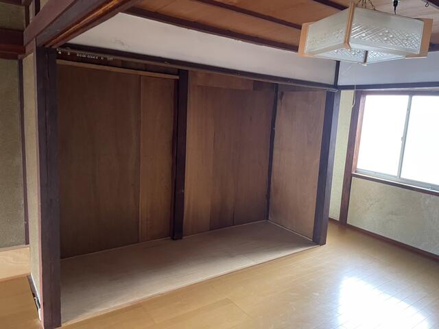 detached 富山県射水市港町