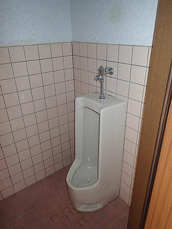 detached 富山県氷見市栄町 地図を見る