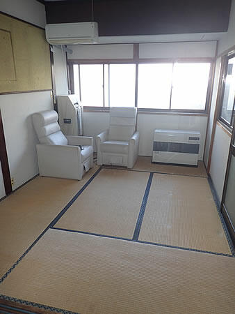 detached 富山県氷見市栄町 地図を見る