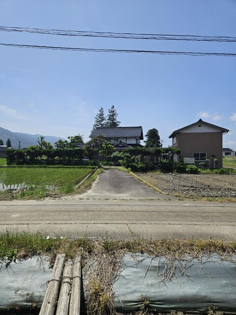detached 富山県南砺市岩屋 地図を見る