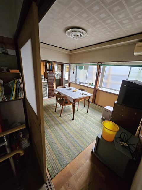 detached 富山県南砺市岩屋 地図を見る