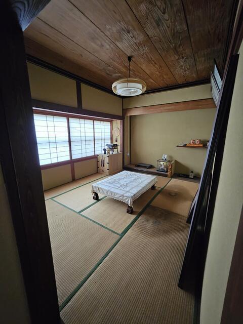 detached 富山県南砺市岩屋 地図を見る