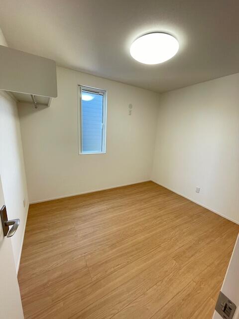 detached 富山県小矢部市金屋本江 地図を見る