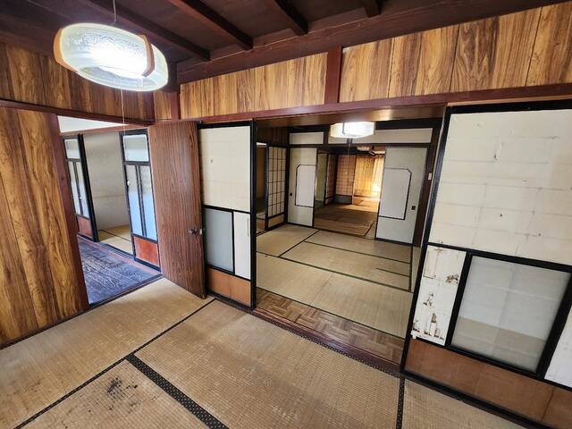 detached 富山県小矢部市清沢