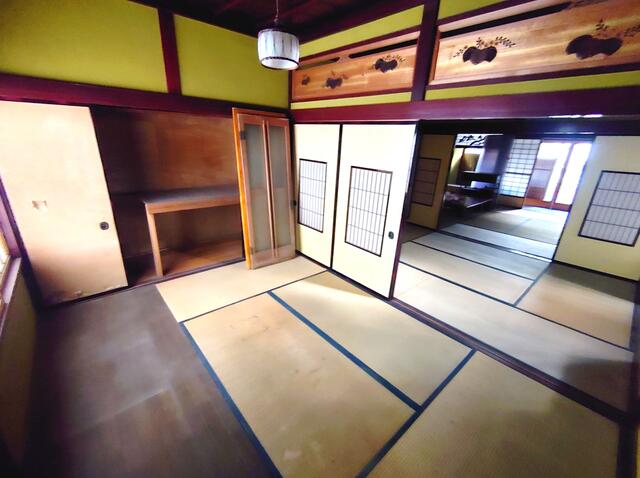 detached 富山県高岡市一番町 地図を見る
