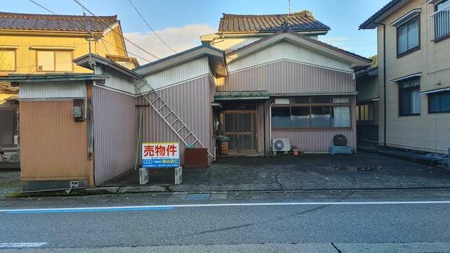 detached 富山県下新川郡入善町舟見 地図を見る