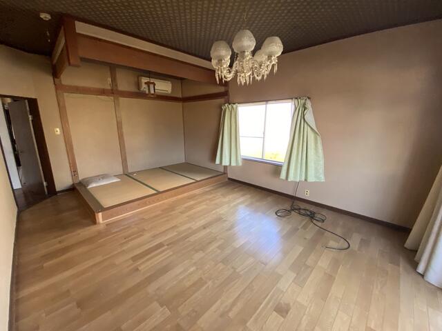 detached 富山県下新川郡入善町椚山 地図を見る