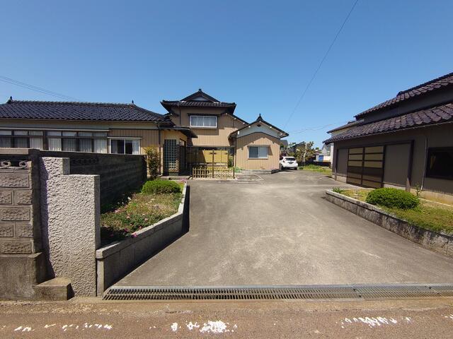 detached 富山県射水市本江 地図を見る