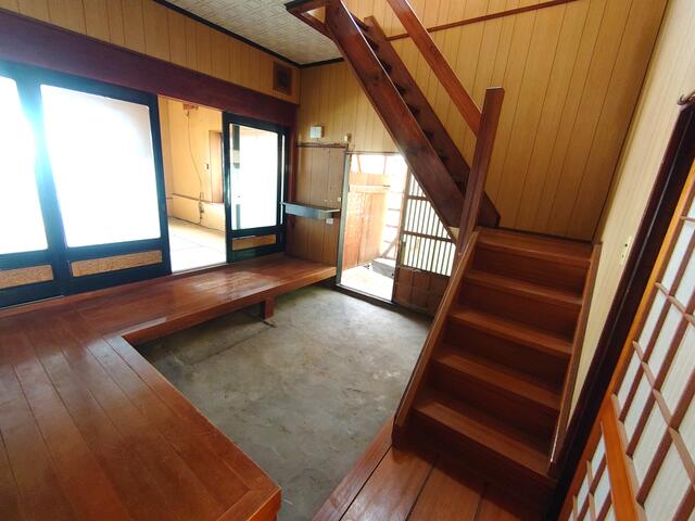 detached 富山県黒部市宇奈月町中ノ口 地図を見る