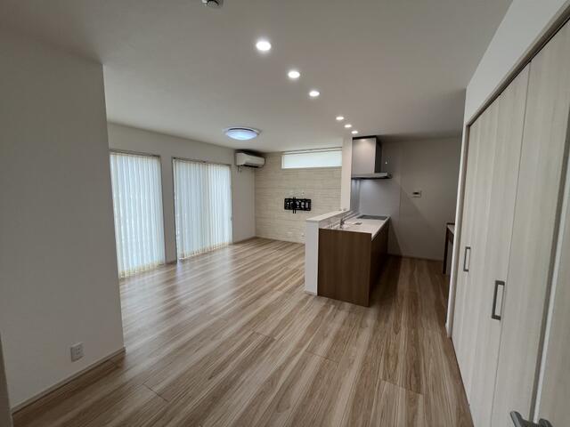 リビング／親世帯：ＬＤＫ１５．４帖