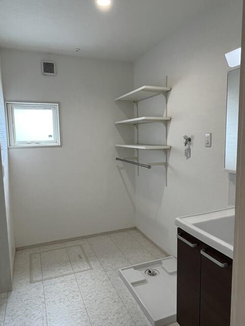 洗面台・洗面所／子世帯：サニタリー