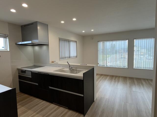 リビング／子世帯：２階ＬＤＫ１７．２帖