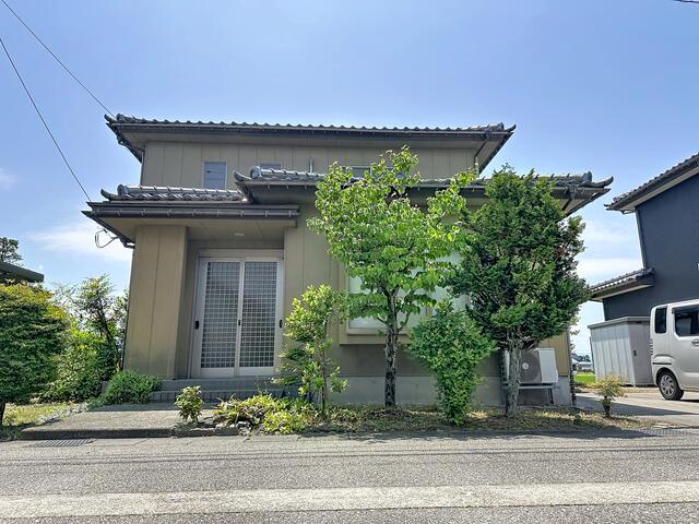 detached 富山県砺波市秋元
