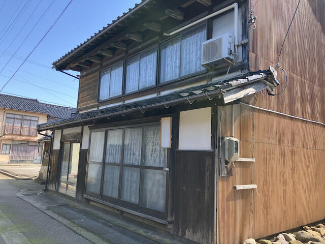 detached 富山県南砺市福光 地図を見る