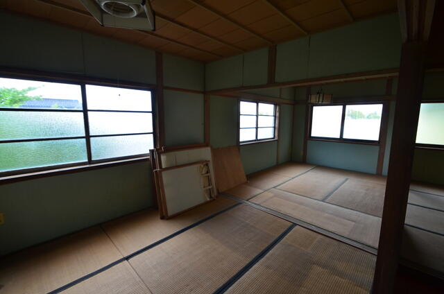 リビング以外の居室／２階の和室は襖を開放して、大広間としても利用できます／撮影日2024-06-21