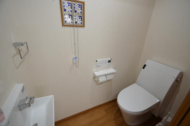 townhouse 富山県富山市八尾町下新町 地図を見る