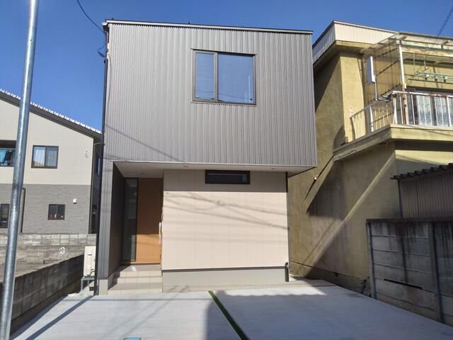 富山県富山市の一戸建て | 3280万円 | 1LDK | 90.35m² | Akiyama house finder