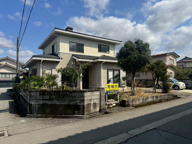 house for sale in Toyama, Toyama | ¥12,980,000 | 5LDK | Akiyama house…