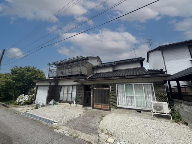 detached 富山県富山市綾田町３丁目
