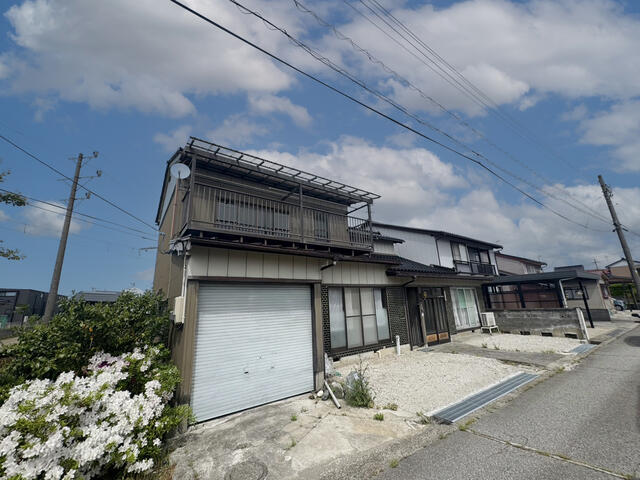 detached 富山県富山市綾田町３丁目