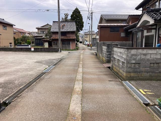 detached 富山県滑川市加島町