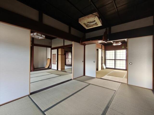 detached 富山県射水市本江針山