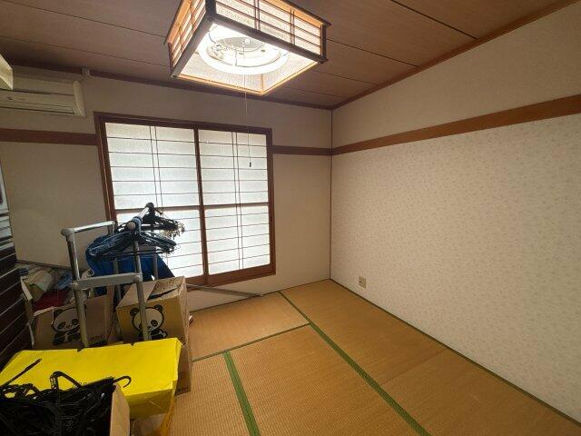 リビング以外の居室／2階和室です。2階はもう一つお部屋と納戸があります。