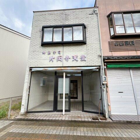 detached 富山県射水市中新湊 地図を見る