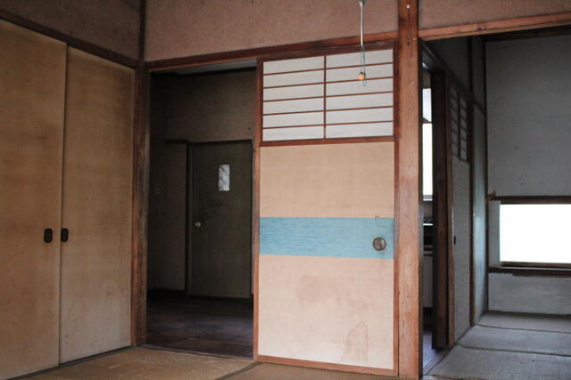 detached 富山県高岡市泉町 地図を見る