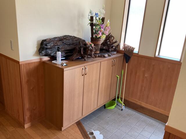 玄関／「いってきます」「ただいま」「おかえり」が聞こえそうな玄関／撮影日2025-03-18