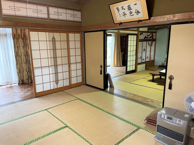 detached 富山県下新川郡入善町野中 地図を見る