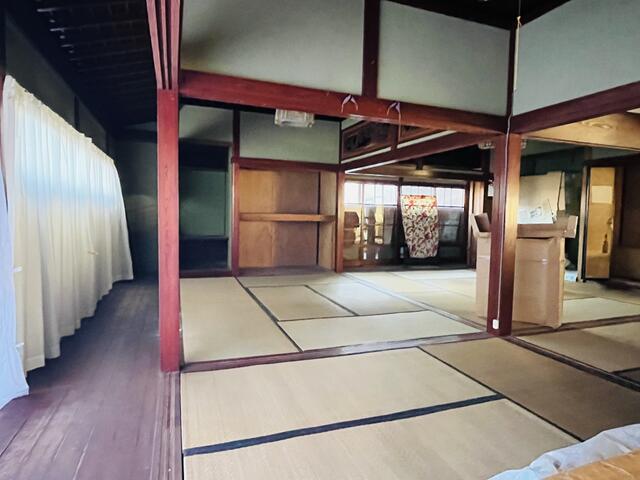 detached 富山県射水市本江 地図を見る