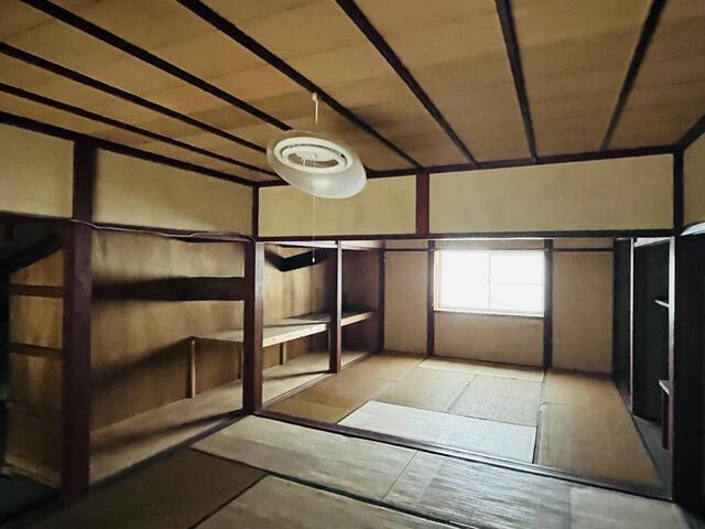 detached 富山県射水市本江 地図を見る