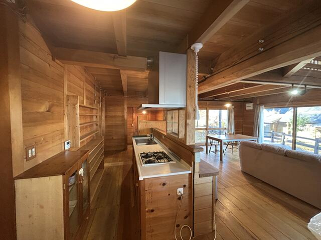 キッチン／回遊できるキッチンは家事動線を楽に