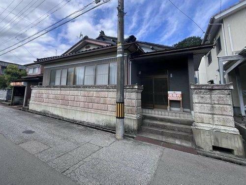 富山県高岡市の一戸建て | 440万円 | 4LDK | 236.3m² | Akiyama house finder