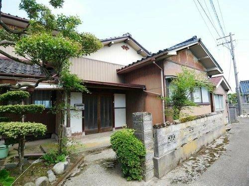 富山県射水市の一戸建て | 190万円 | 10K | 284.26m² | Akiyama house finder
