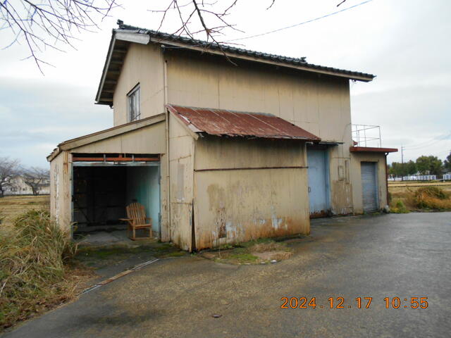 detached 富山県下新川郡入善町椚山 地図を見る