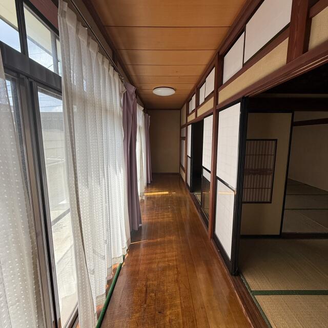 detached 富山県小矢部市野端 地図を見る