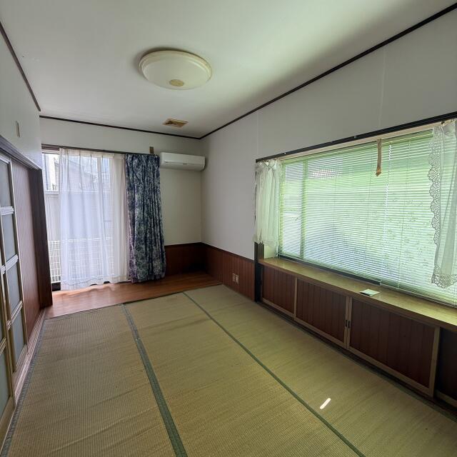 detached 富山県小矢部市野端 地図を見る