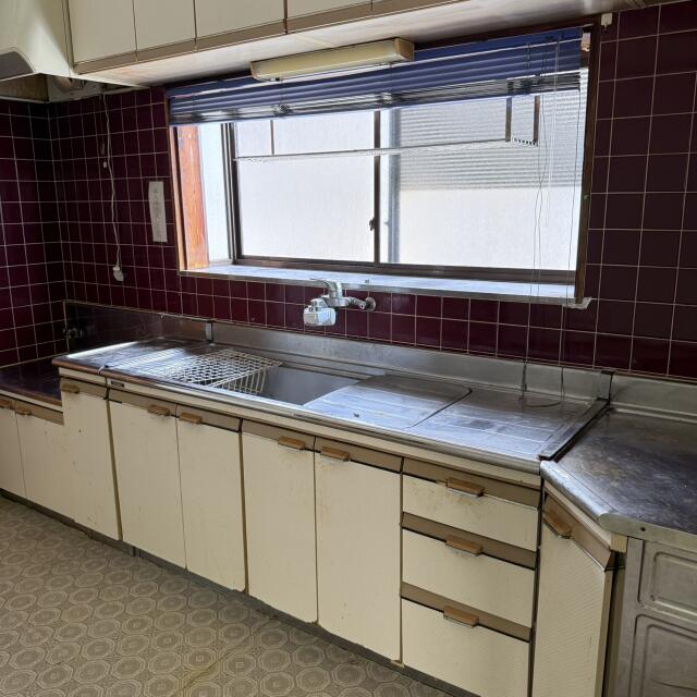 detached 富山県小矢部市野端 地図を見る