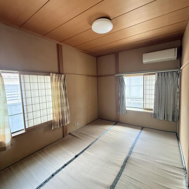 detached 富山県小矢部市野端 地図を見る