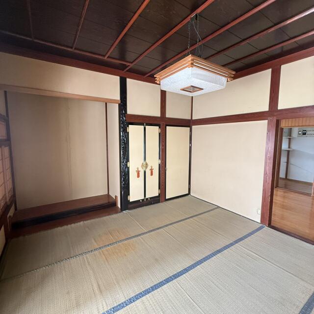 detached 富山県小矢部市野端 地図を見る