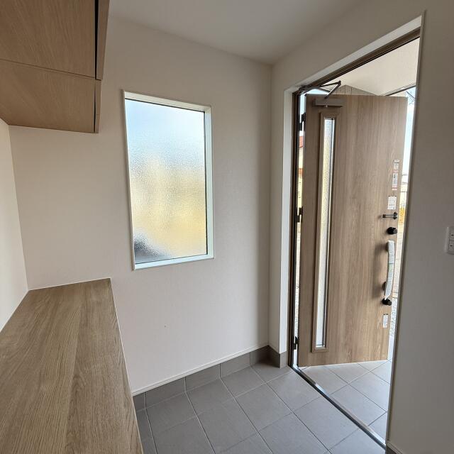 detached 富山県小矢部市埴生 地図を見る