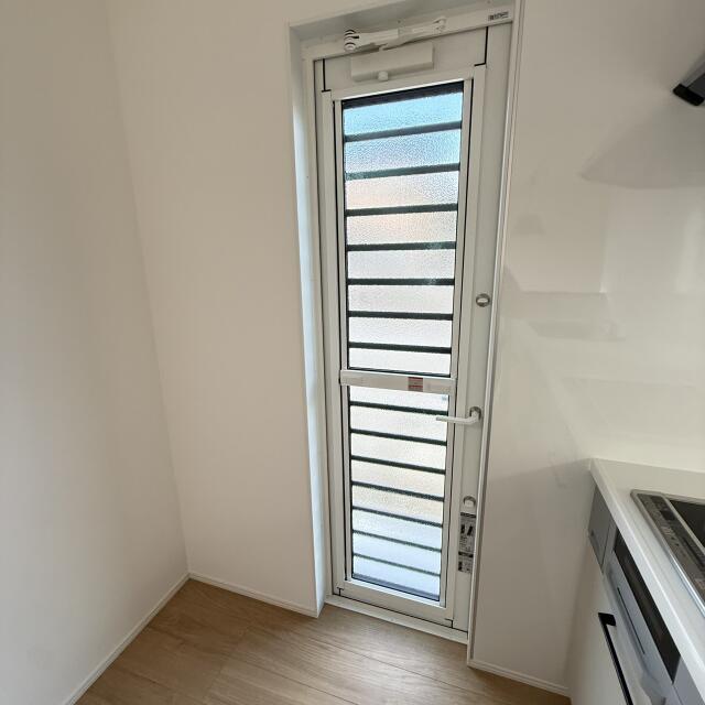 detached 富山県小矢部市埴生 地図を見る