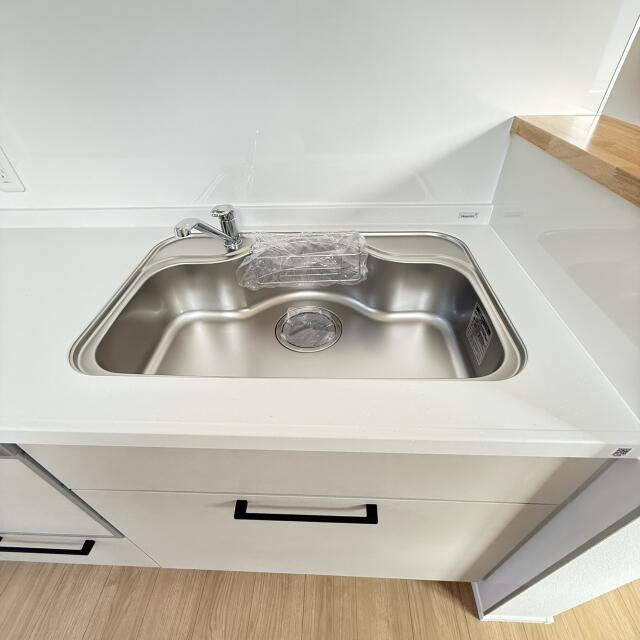 detached 富山県小矢部市埴生 地図を見る