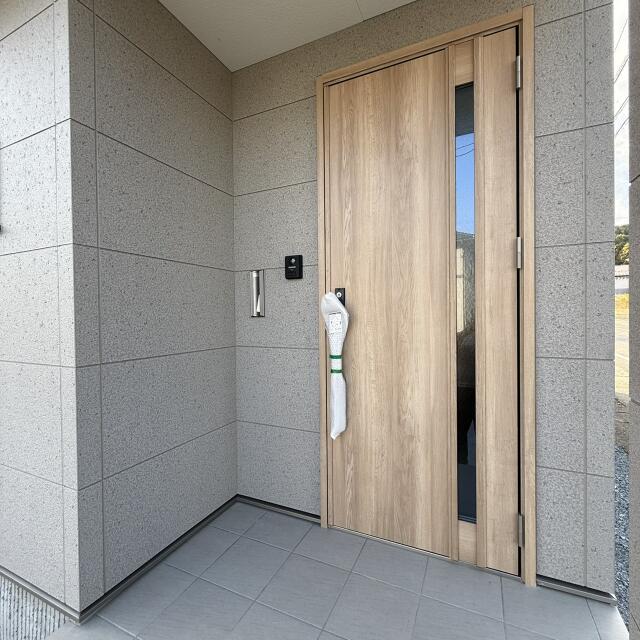 detached 富山県小矢部市埴生 地図を見る