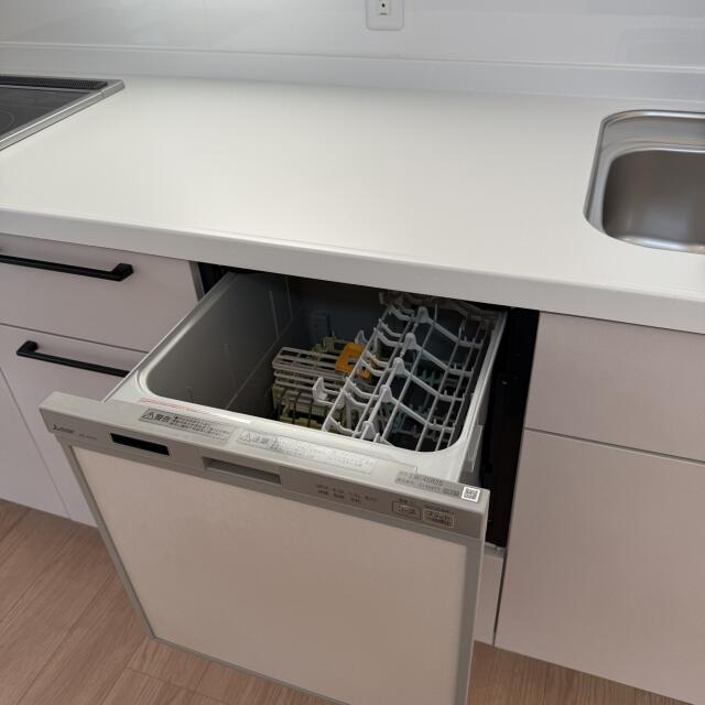 detached 富山県小矢部市埴生 地図を見る