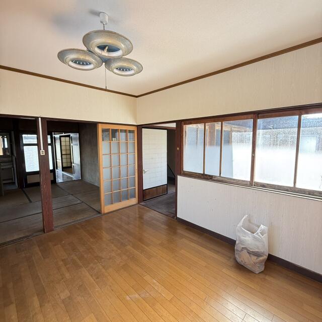 detached 富山県小矢部市西中